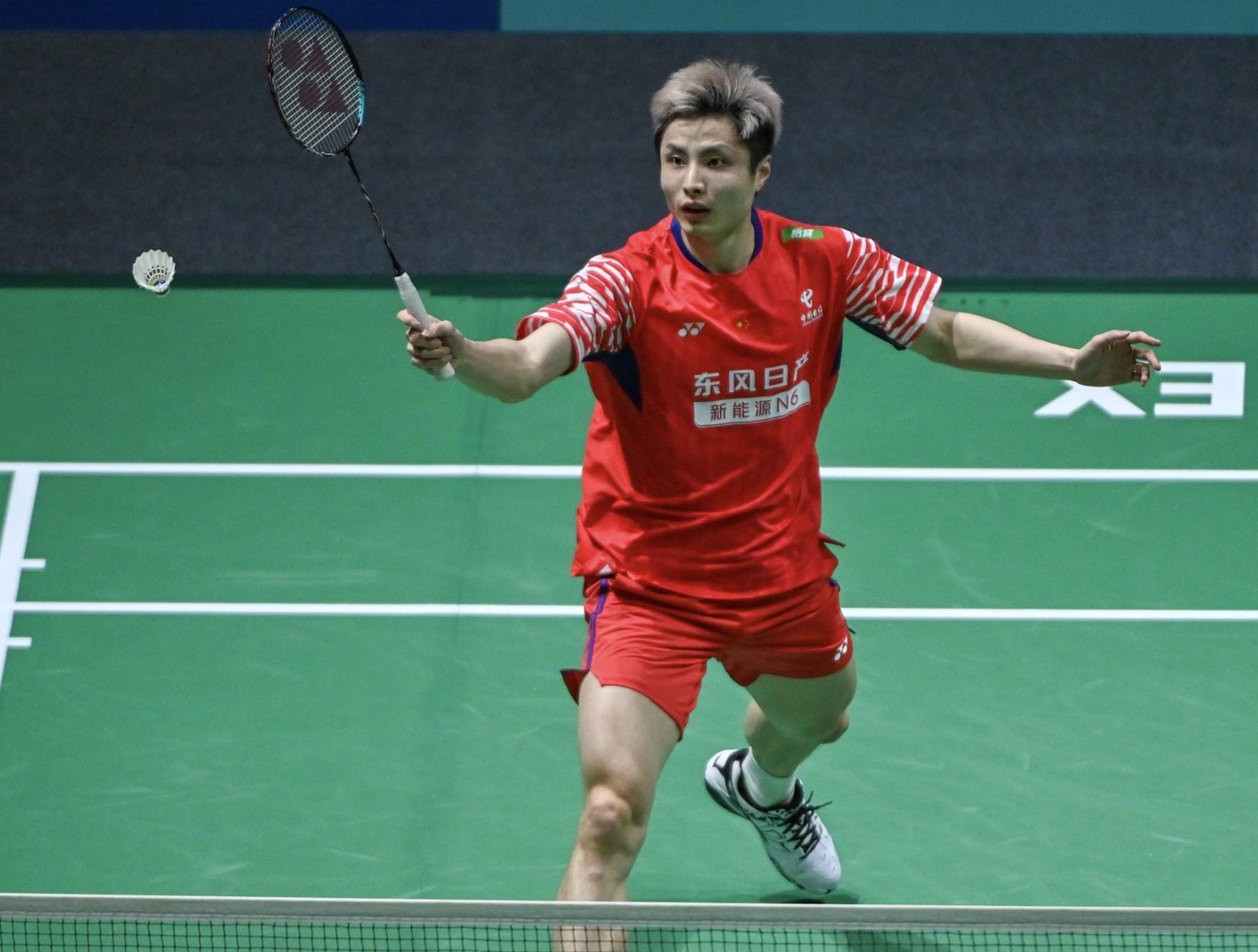 全英羽毛球赛:卫冕冠军石宇奇1-2不敌拉克什亚,遭遇一轮游